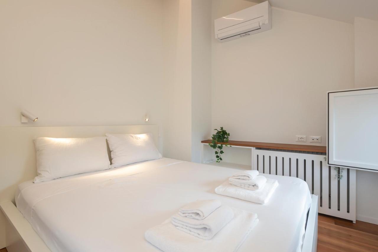 Luxury Apartment Near Arco Della Pace Guerrazzi 9 Milan Exterior photo
